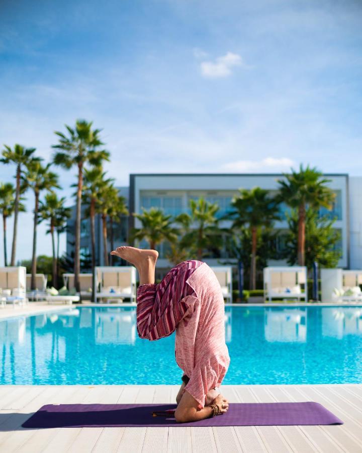 فندق The View بوزنيقة المظهر الخارجي الصورة The swimming pool at the hotel