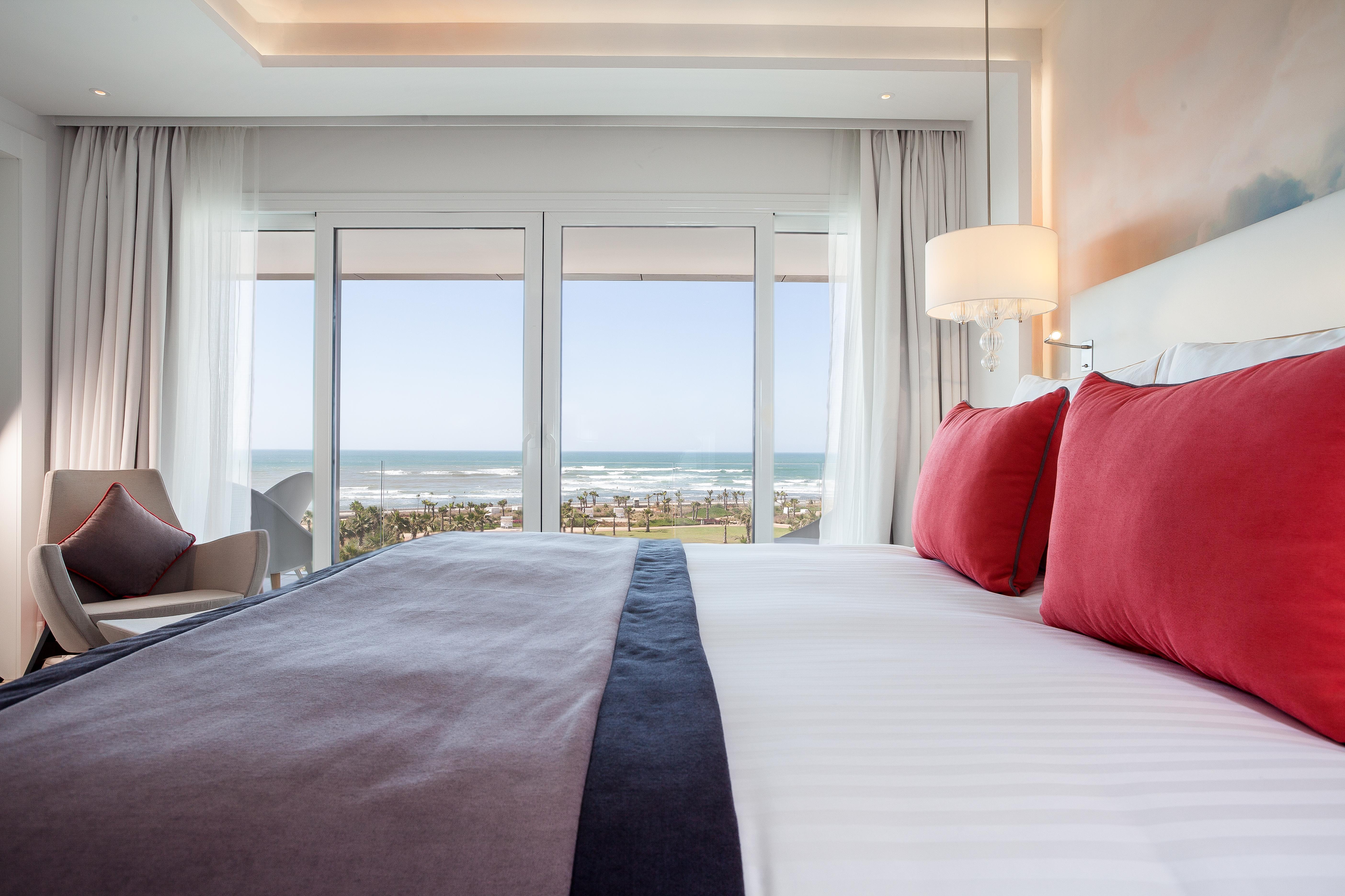 فندق The View بوزنيقة المظهر الخارجي الصورة A room at the Hilton Tel Aviv