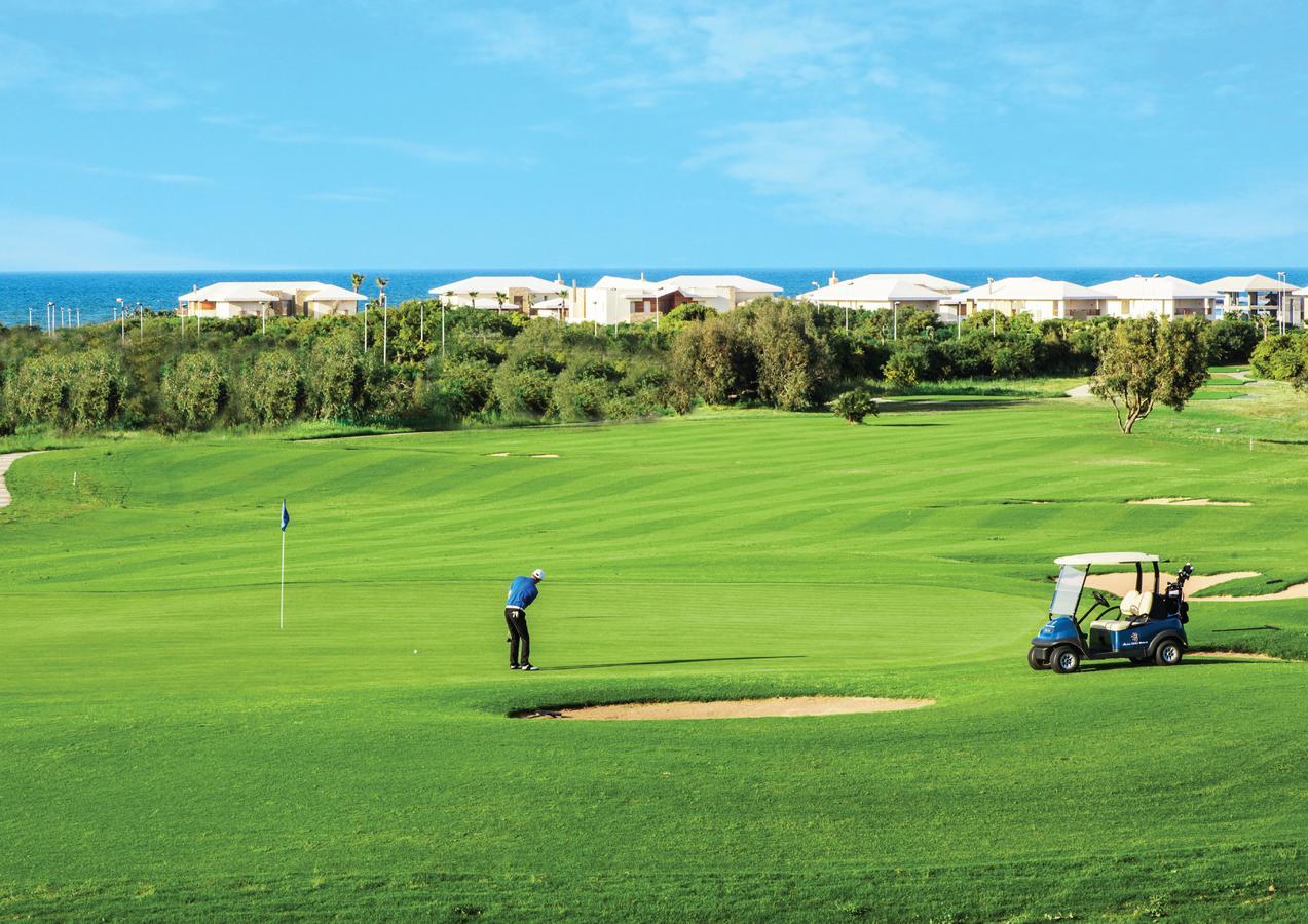 فندق The View بوزنيقة المظهر الخارجي الصورة Golf course at the Atlantis Paradise Island
